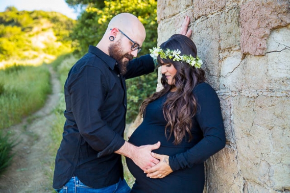Couple leans into each other at Knapp