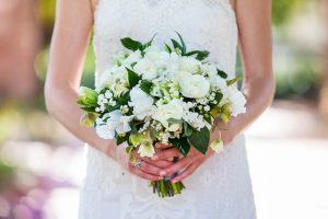 Bride with The Twisted Twig florals wedding bouquet..