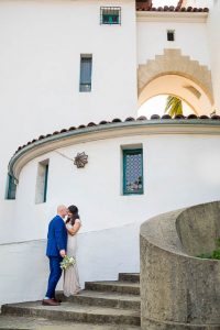 Bride and groom at Santa Barbara Courthouse wedding covid.