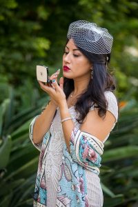 Stylish bride at her Santa Barbara Courthouse elopement.
