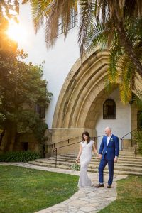 Wedding couple at Santa Barbara Courthouse coronavirus elopement.