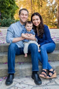 Family photos at the Santa Barbara Courthouse.