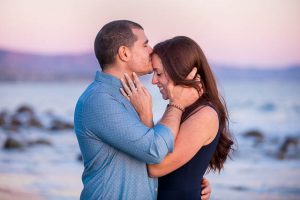 Super romantic close up photos of couple in love at the beach.
